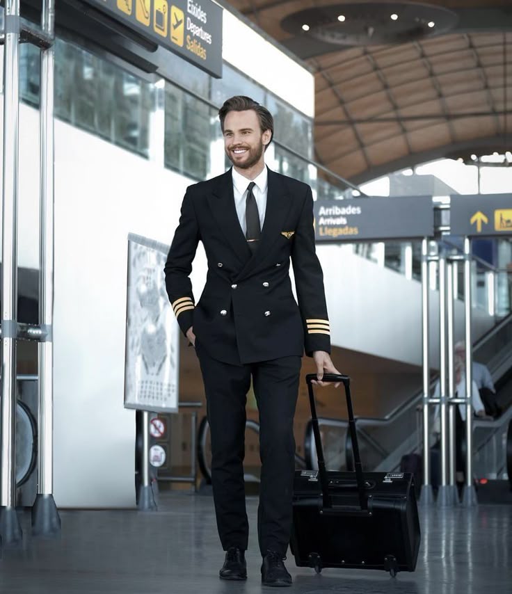 How Uniform Fit Impacts Performance and Morale in Aviation Staff
