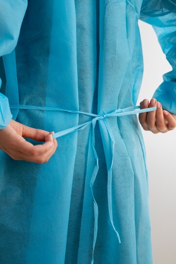 Advanced fluid resistant and barrier technologies in medical textiles for Saudi healthcare