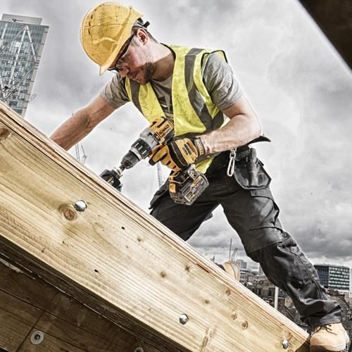 Construction Worker Uniforms - Industrial Uniforms Saudi Arabia