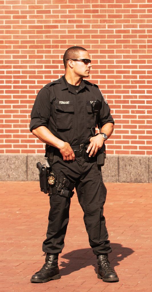 Uniforms for Event Security vs. Static Guarding in Saudi Arabia