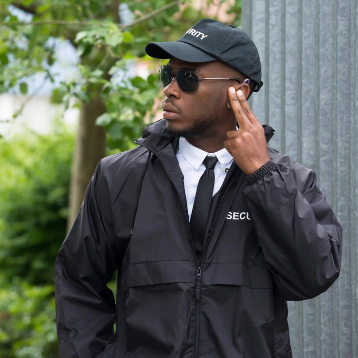 Airport Security Uniforms: Balancing Authority, Functionality, and Passenger Assurance