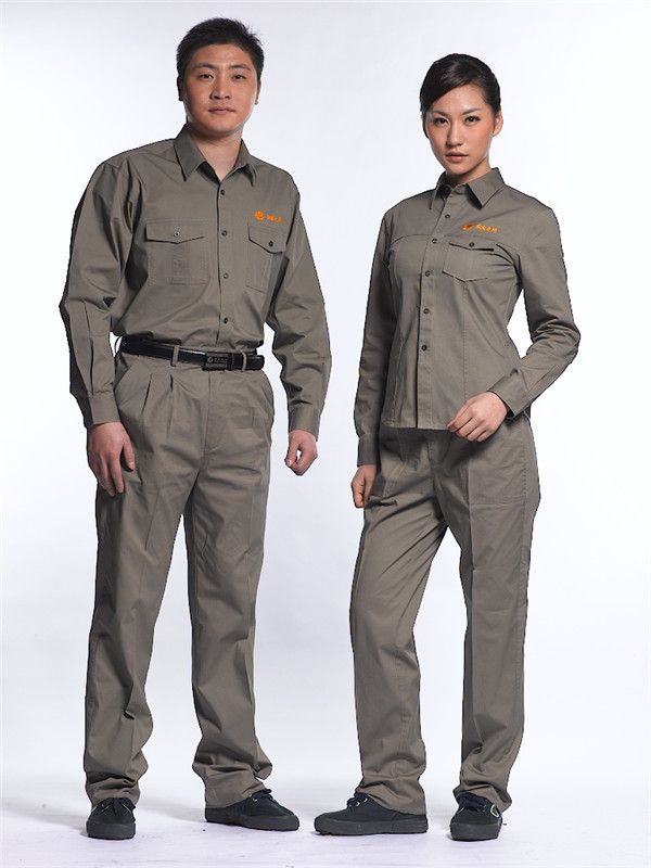 The Psychological Impact of Security Uniforms on Deterrence and Public Perception